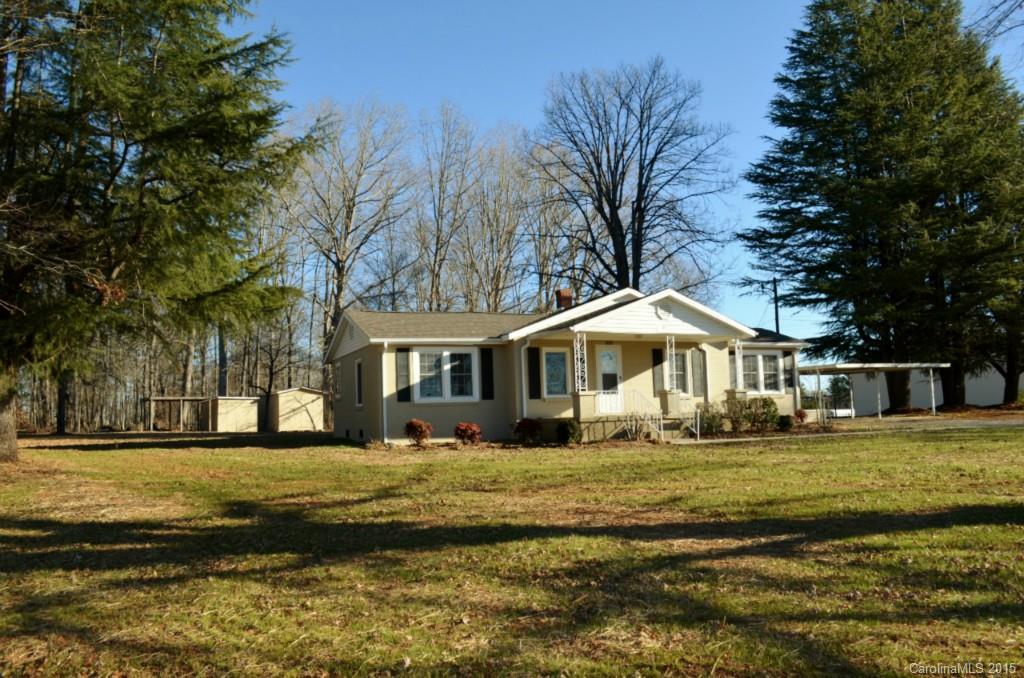 1318 Cape Hickory Road Hickory, NC 28601 - Photo 13 of 23 Gallery Image 13