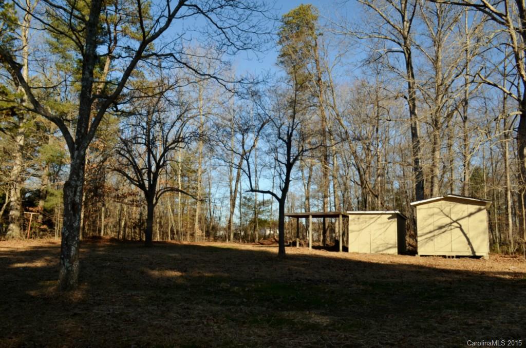 1318 Cape Hickory Road Hickory, NC 28601 - Photo 16 of 23 Gallery Image 16