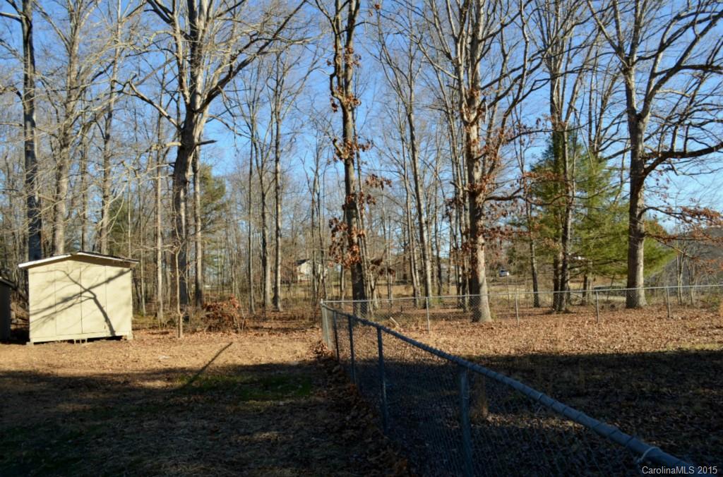 1318 Cape Hickory Road Hickory, NC 28601 - Photo 18 of 23 Gallery Image 18