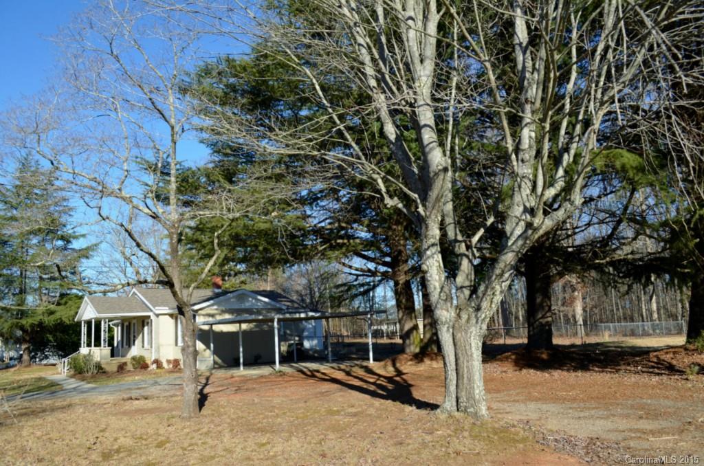 1318 Cape Hickory Road Hickory, NC 28601 - Photo 22 of 23 Gallery Image 22