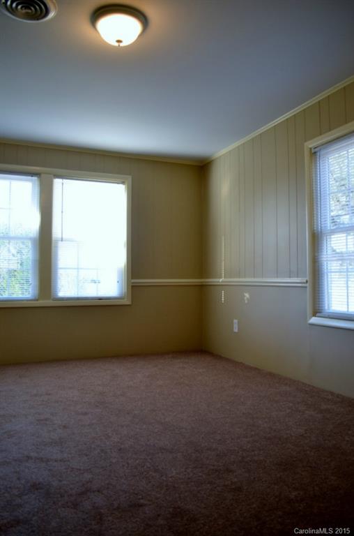 1318 Cape Hickory Road Hickory, NC 28601 - Photo 7 of 23 Gallery Image 7