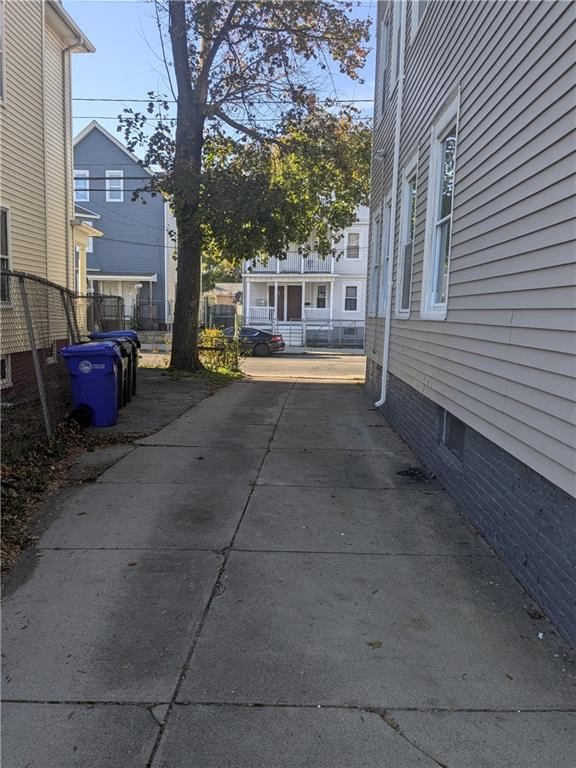 654 Cranston Street Providence, RI 02907 - Photo 22 of 30
