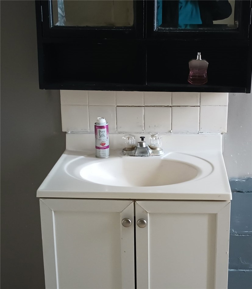 654 Cranston Street Providence, RI 02907 - Photo 30 of 30