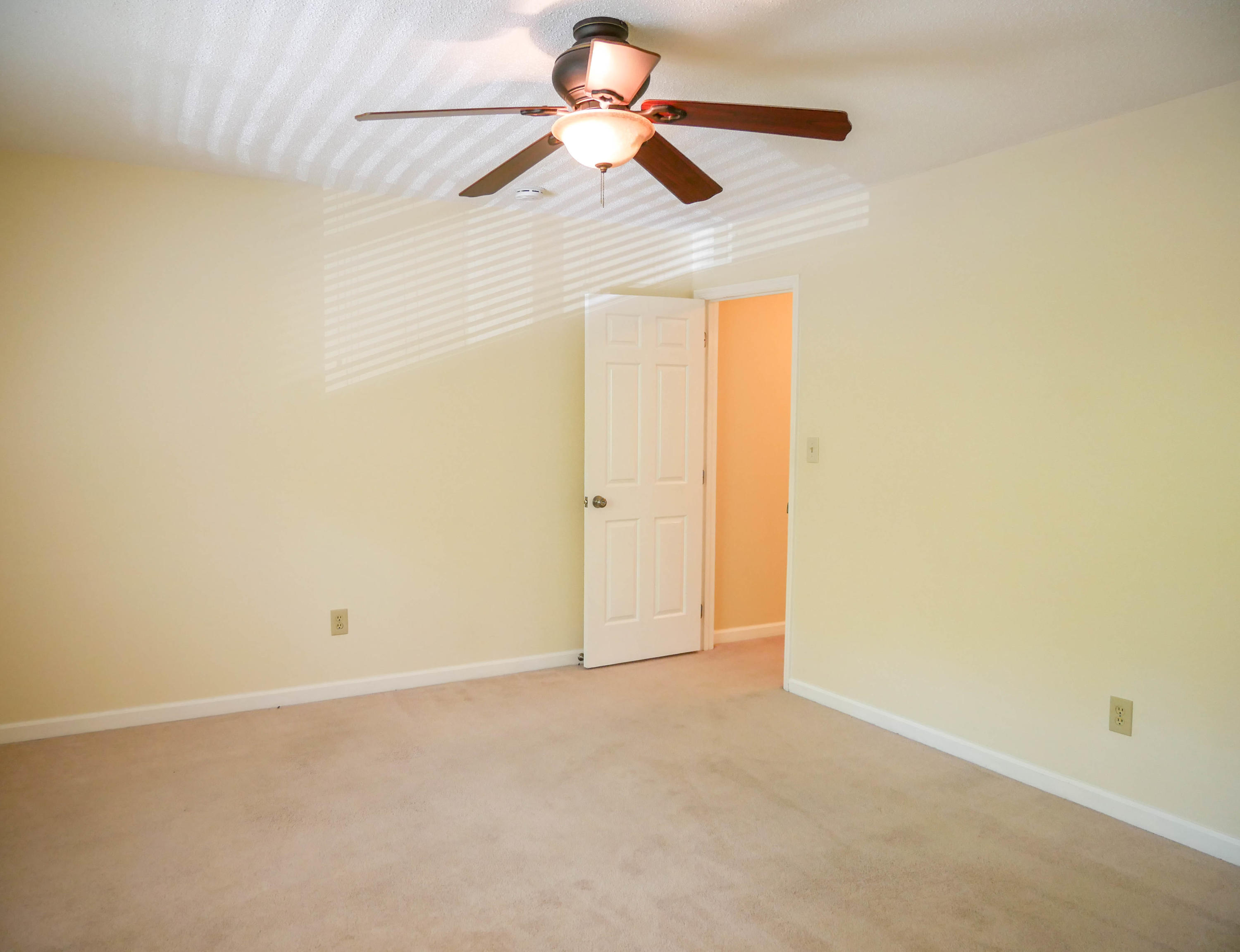 102 High Point Lane Oak Ridge, TN 37830 - Photo 14 of 22 P1040373