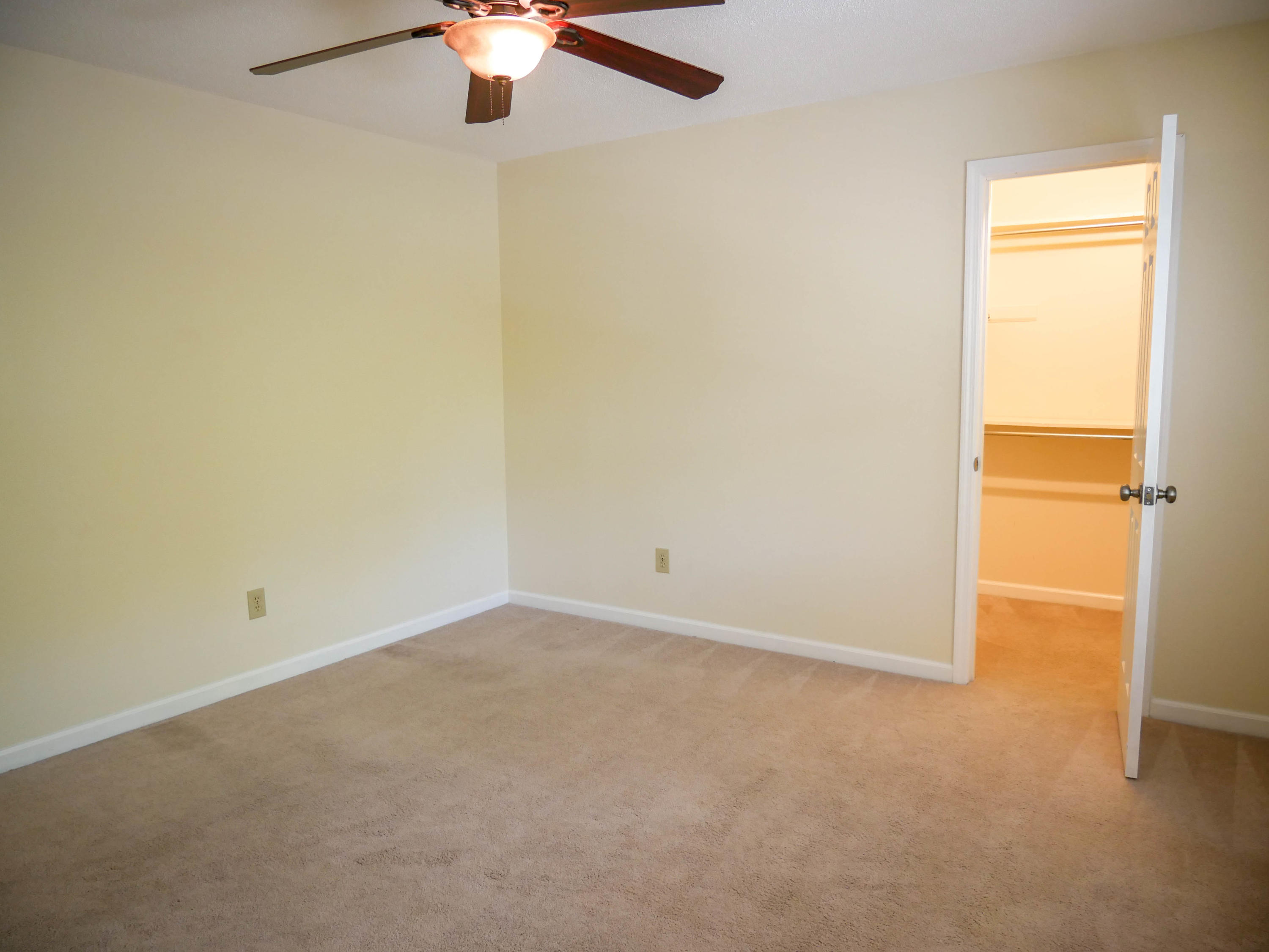 102 High Point Lane Oak Ridge, TN 37830 - Photo 15 of 22 P1040374