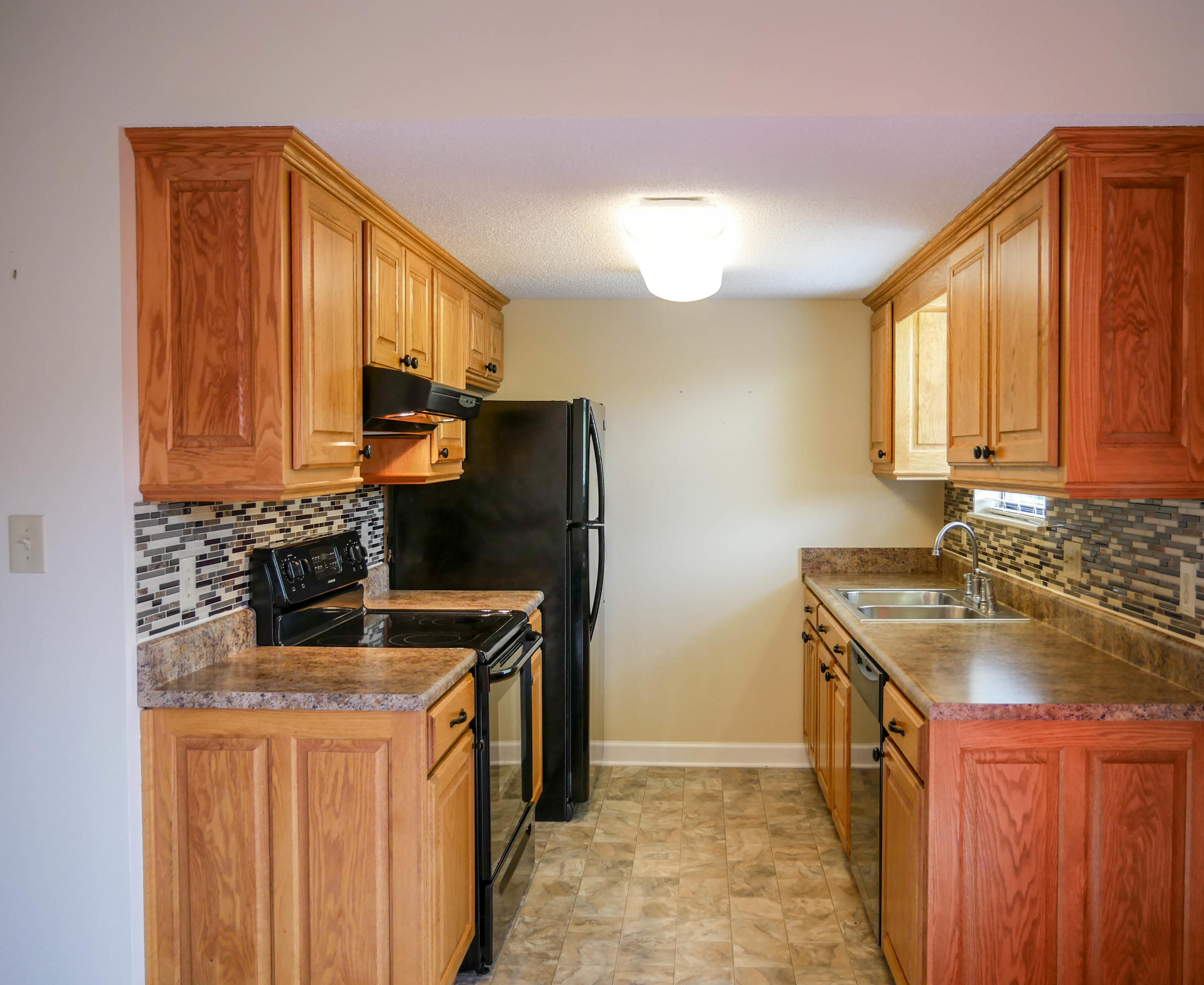 102 High Point Lane Oak Ridge, TN 37830 - Photo 9 of 22 P1040384