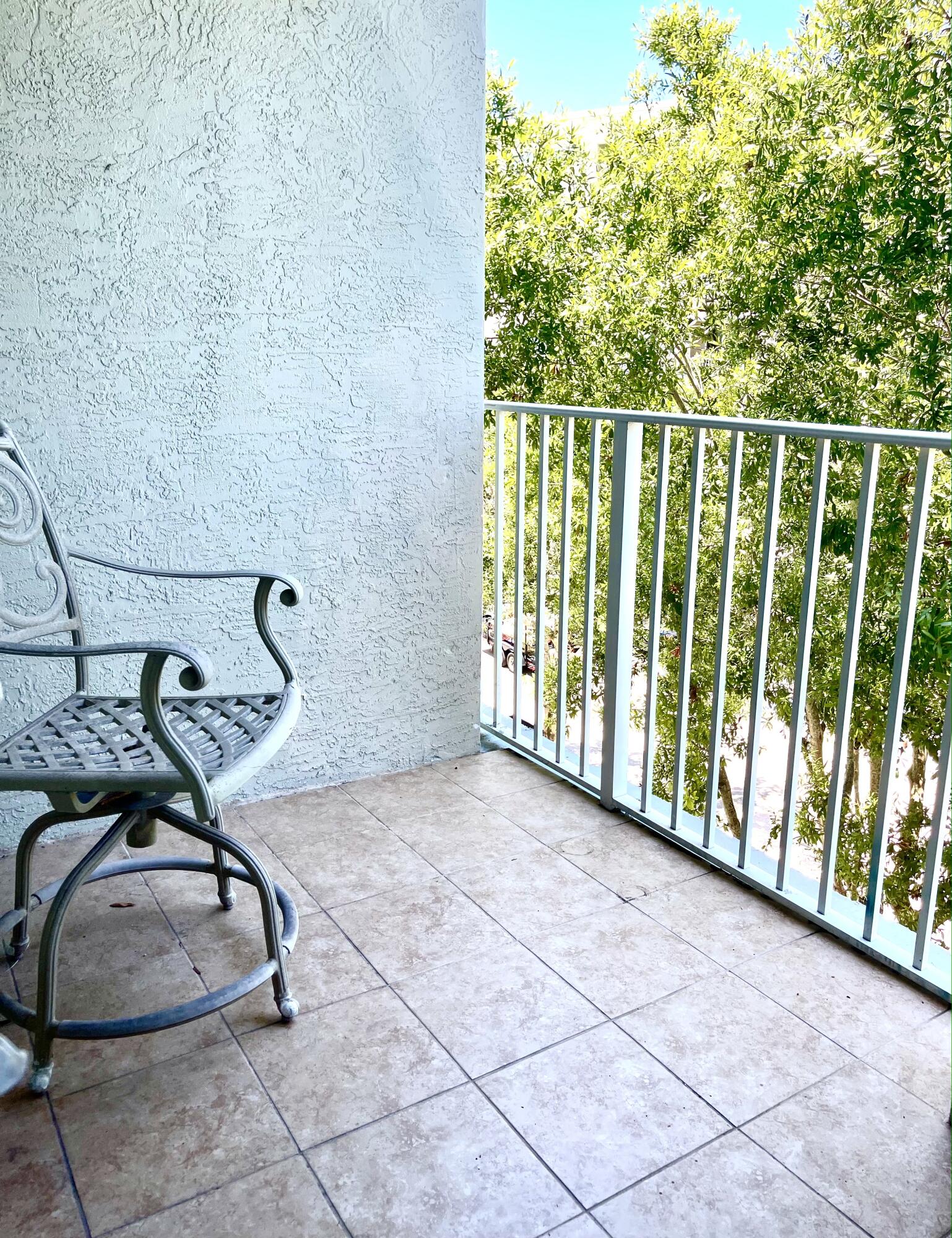 1209 Main Street, Unit 307 Jupiter, FL 33458 - Photo 7 of 15 Tree Top View