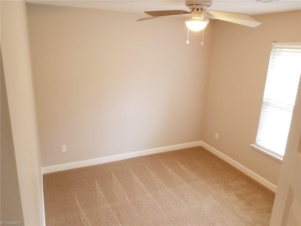 343 Hickory Lane High Point, NC 27265 - Photo 15 of 17