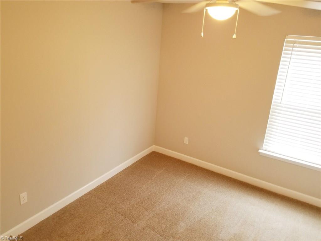 343 Hickory Lane High Point, NC 27265 - Photo 16 of 17