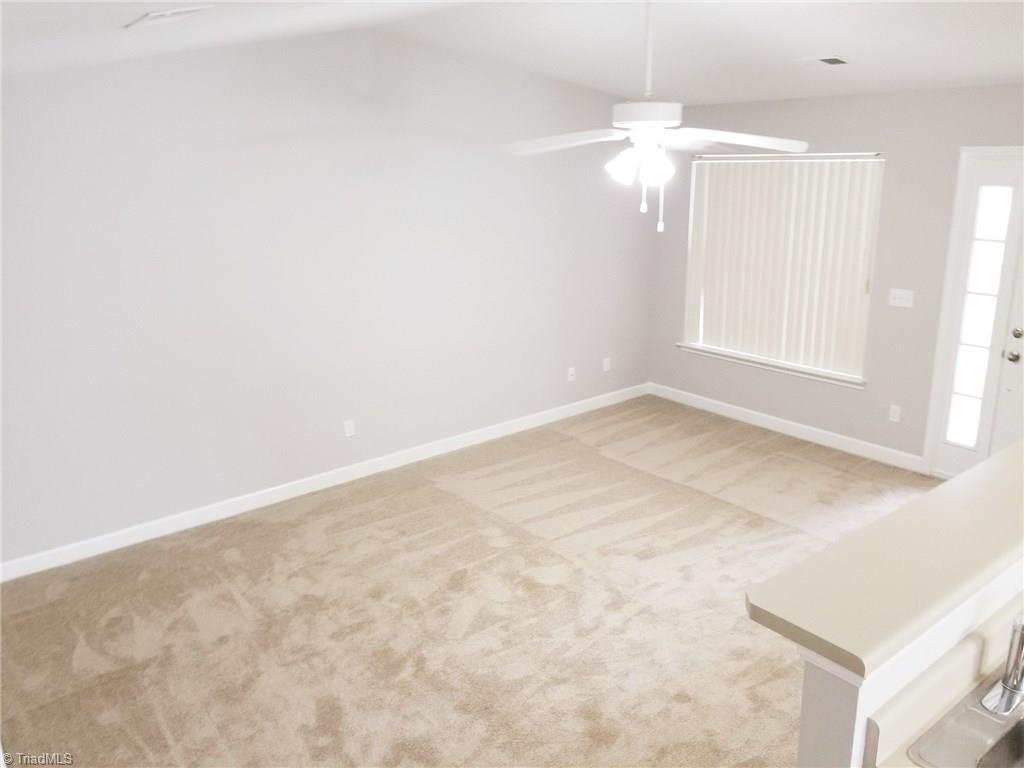 343 Hickory Lane High Point, NC 27265 - Photo 5 of 17