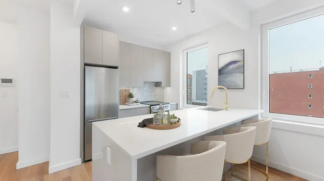 $33,000,000 | 138-25 Barclay Avenue | Downtown Flushing