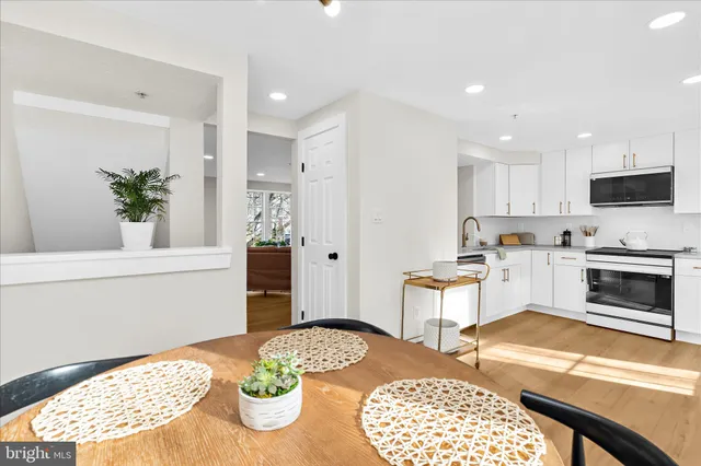 $525,000 | 1530 Falstone Lane, Crofton, MD 21114