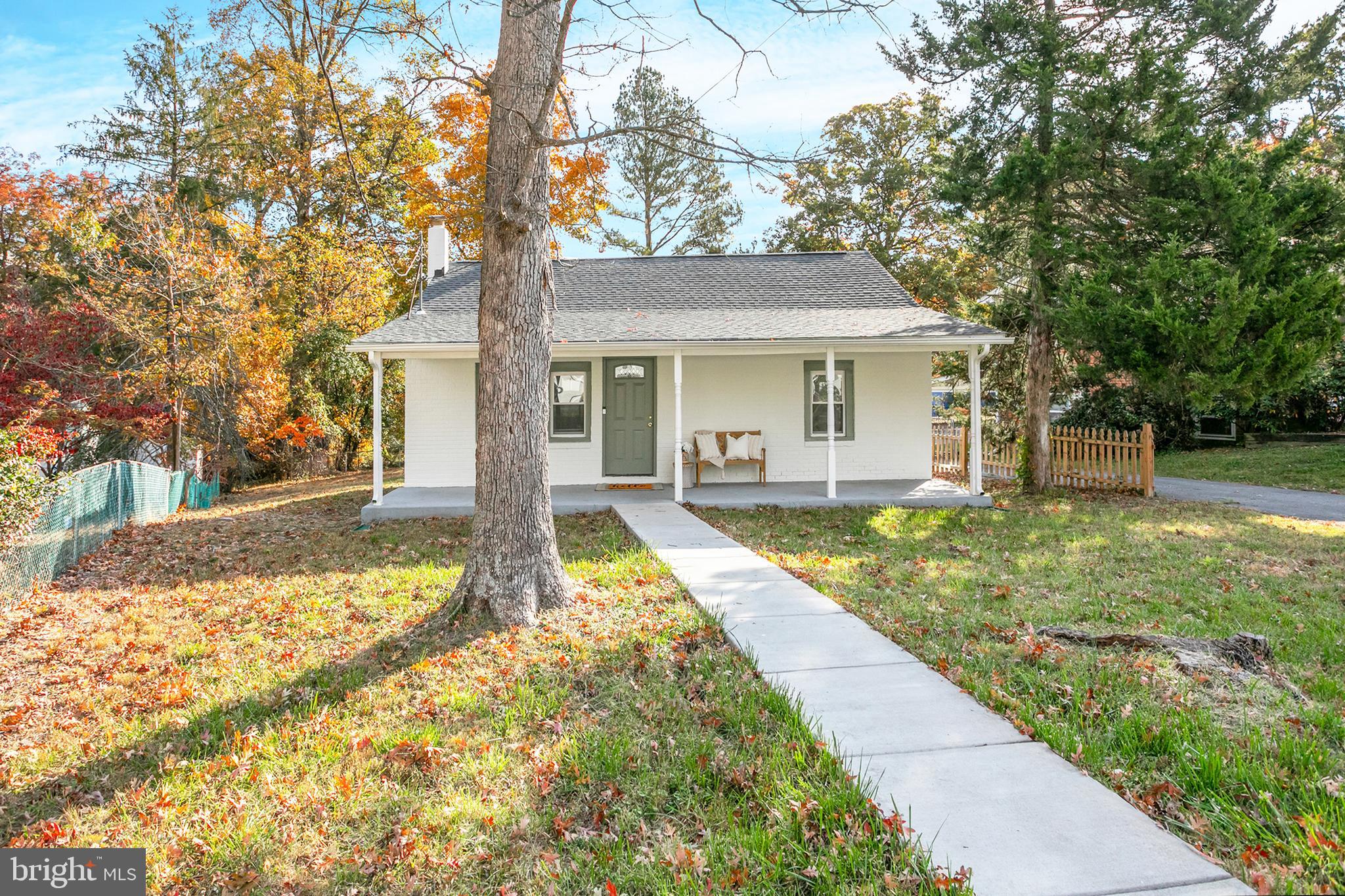 9210 Dangerfield Road Clinton, MD 20735 - Photo 4 of 28