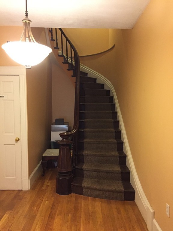 39 Chestnut Street, Unit 2L Stoneham, MA 02180 - Photo 4 of 22 Gallery Image 4