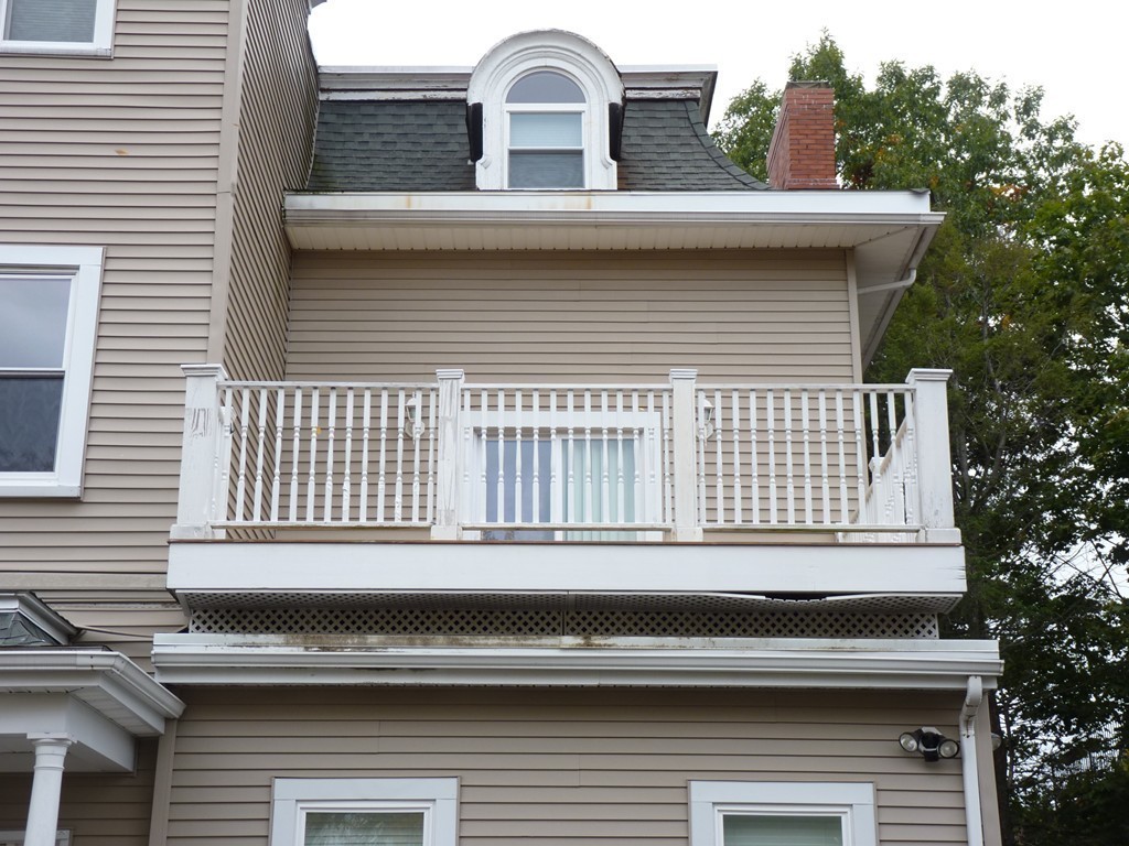 39 Chestnut Street, Unit 2L Stoneham, MA 02180 - Photo 5 of 22 Gallery Image 5