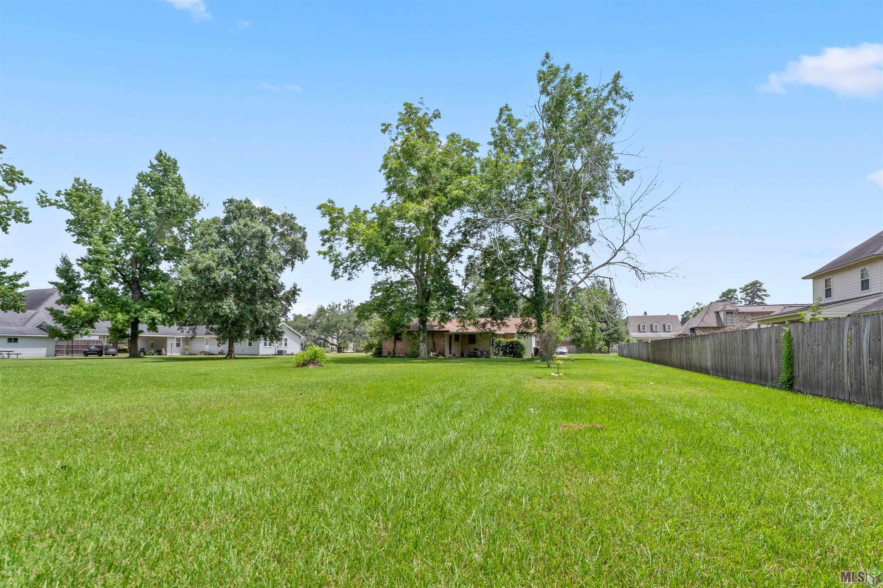 8845 Hill Drive Baton Rouge, LA 70809 - Photo 7 of 9