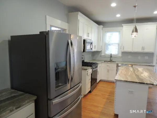$3,400 | 1546 Whitney Avenue, Hamden, CT 06517