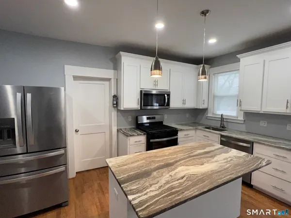 $3,400 | 1546 Whitney Avenue, Hamden, CT 06517