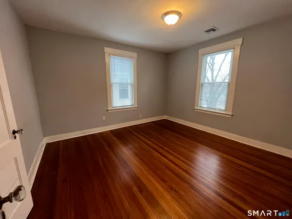 $3,400 | 1546 Whitney Avenue, Hamden, CT 06517