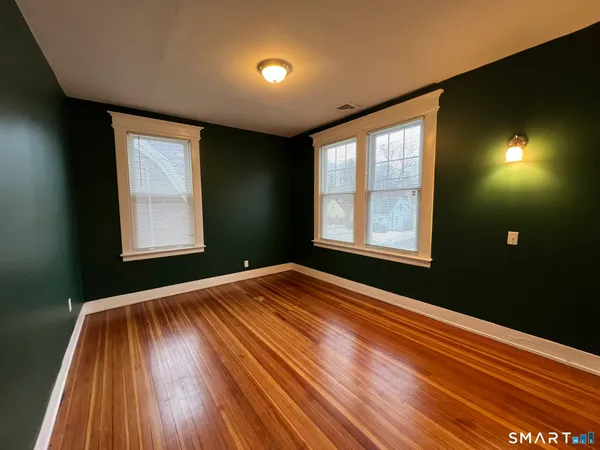 $3,400 | 1546 Whitney Avenue, Hamden, CT 06517