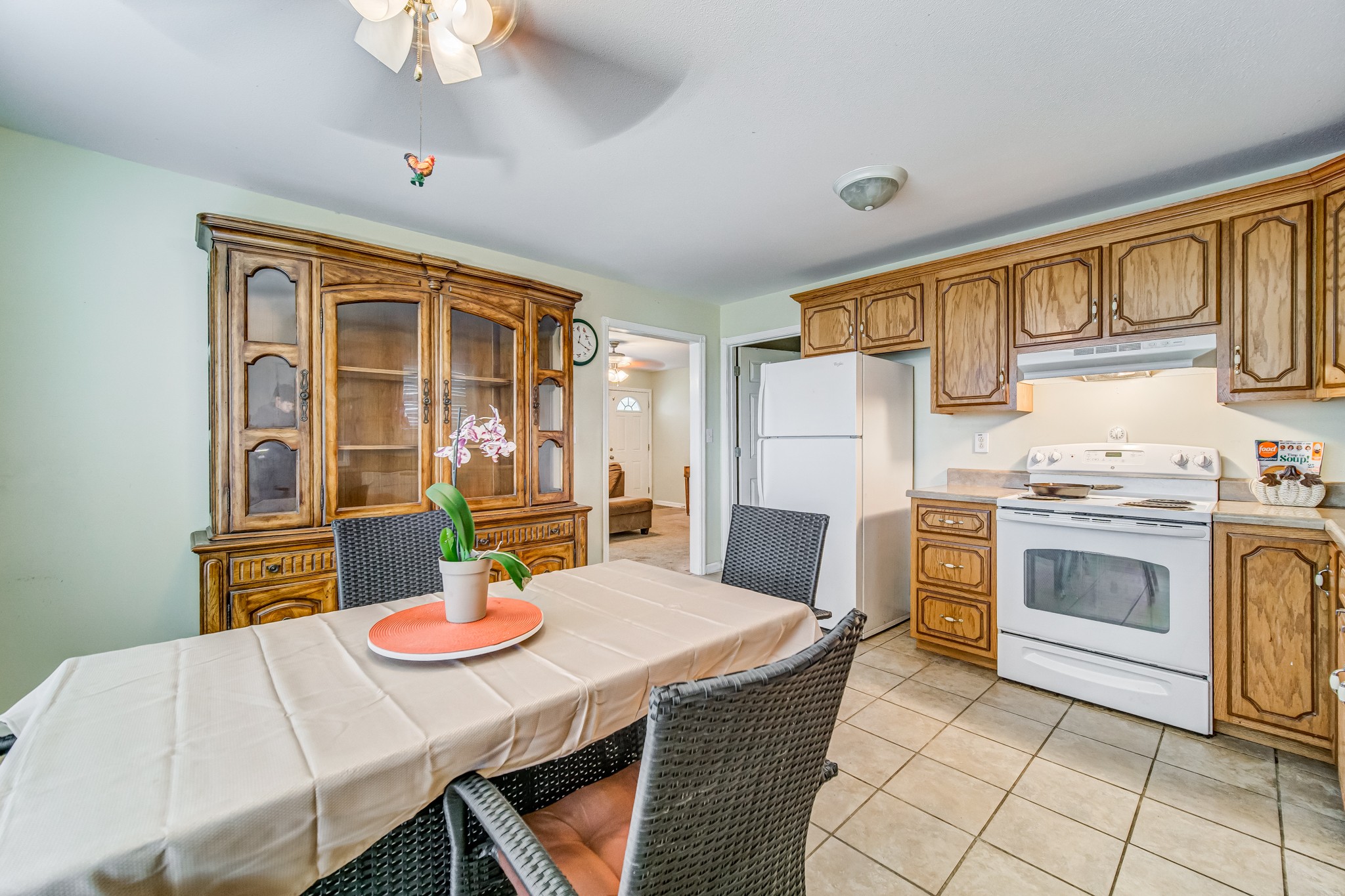5407 Marion Road Cunningham, TN 37052 - Photo 5 of 35 a kitchen that has a table and chairs in it
