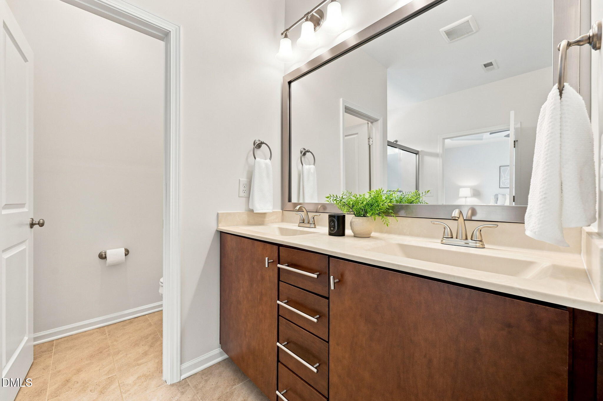 129 Torpoint Road Durham, NC 27703 - Photo 21 of 43 30-web-or-mls-IMG_3024