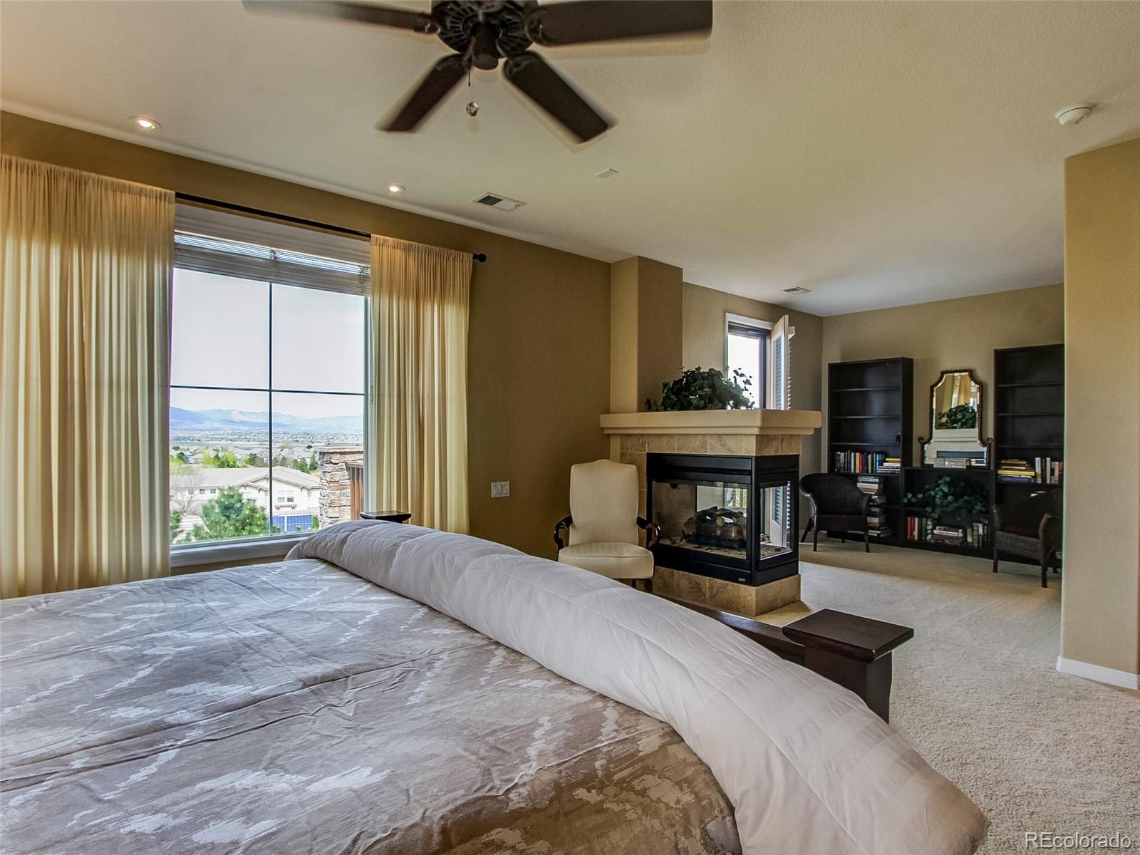 2650 Hunters Place Highlands Ranch, CO 80129 - Photo 11 of 29 Gallery Image 11