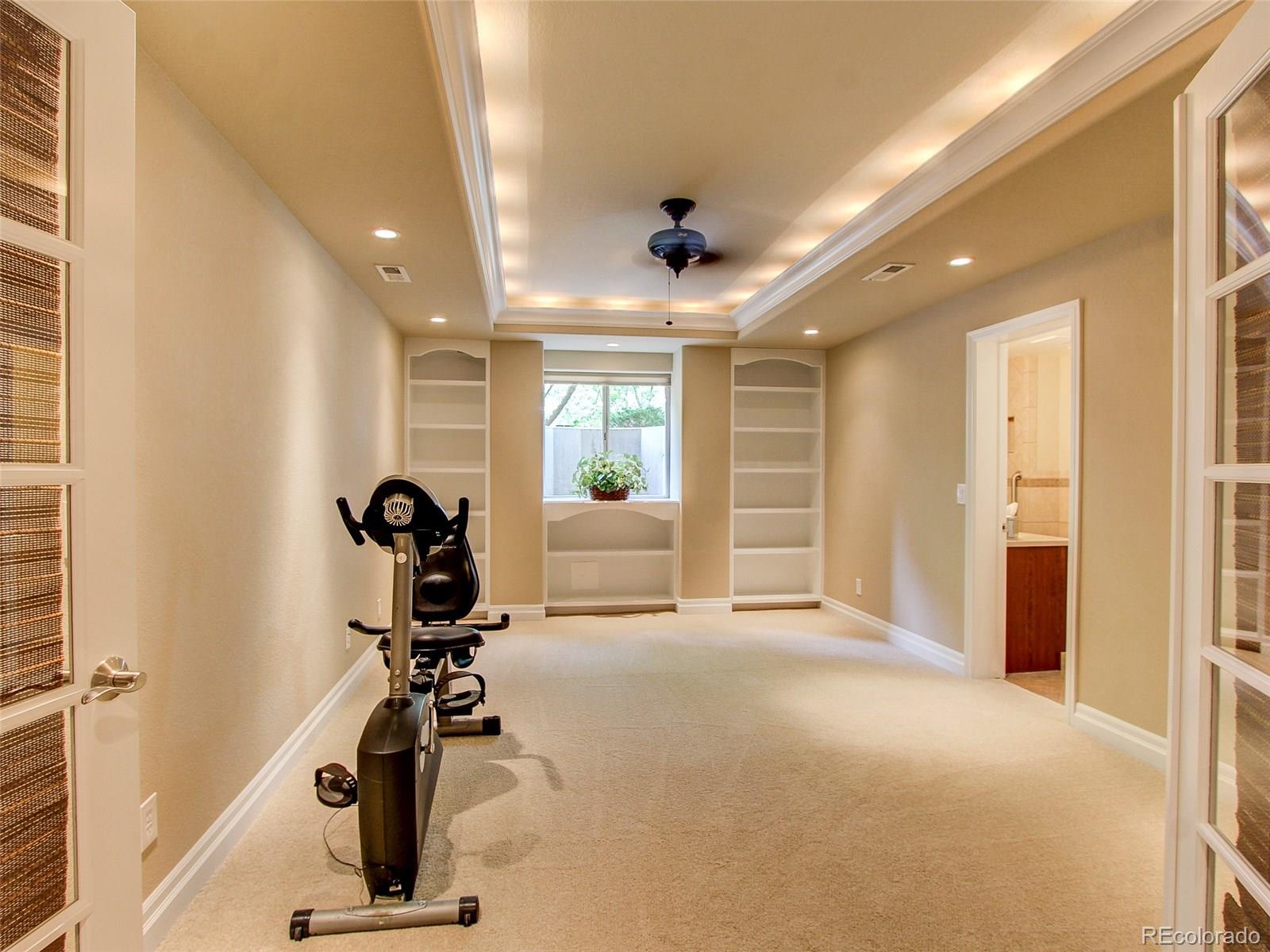 2650 Hunters Place Highlands Ranch, CO 80129 - Photo 21 of 29 Gallery Image 21