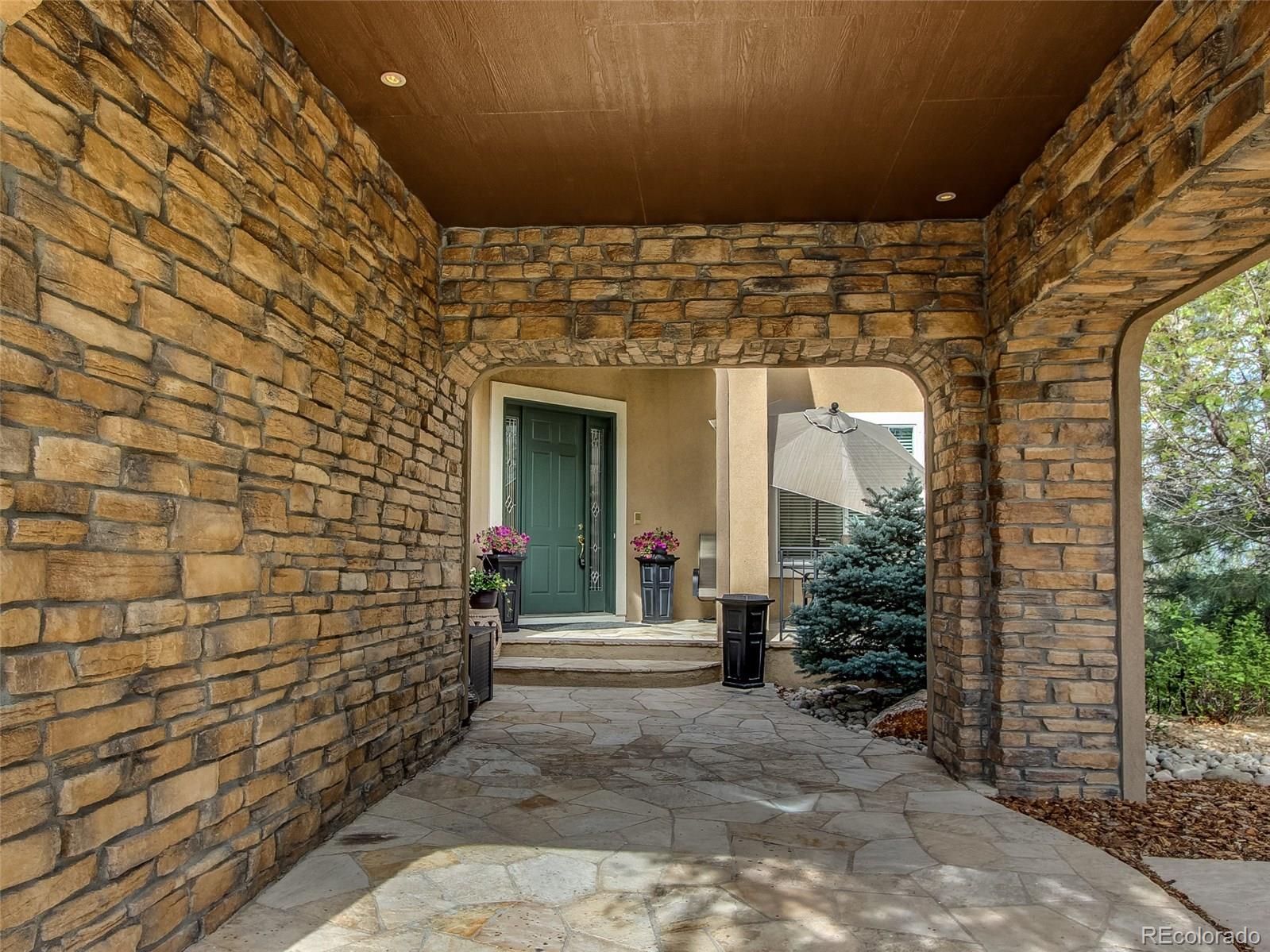 2650 Hunters Place Highlands Ranch, CO 80129 - Photo 3 of 29 Gallery Image 3