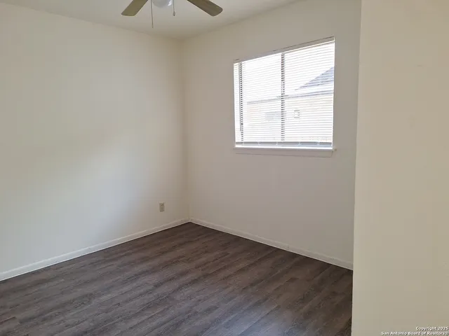 $1,900 | 322 Renee Drive, Converse, TX 78109