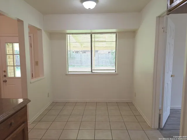 $1,900 | 322 Renee Drive, Converse, TX 78109