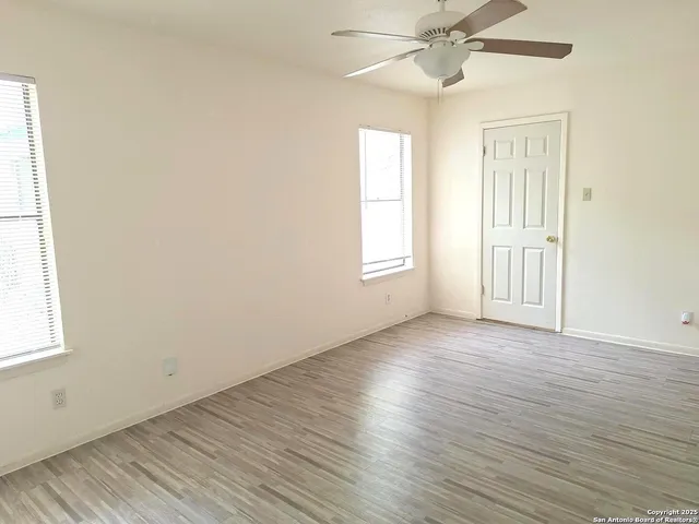 $1,900 | 322 Renee Drive, Converse, TX 78109