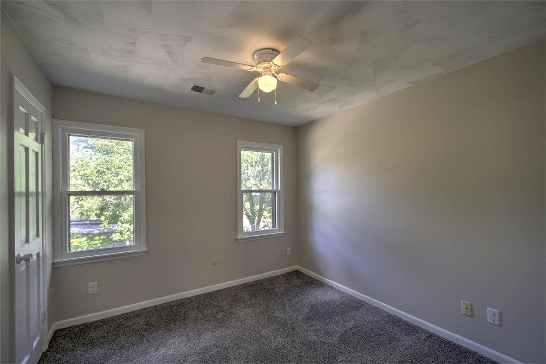 2355 Hawthorne Drive Decatur, IL 62521 - Photo 23 of 35 Gallery Image 23