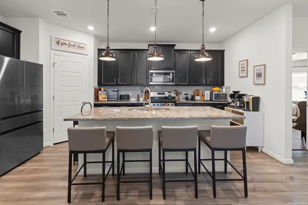 $2,850 | 13036 Louberg, San Antonio, TX 78253