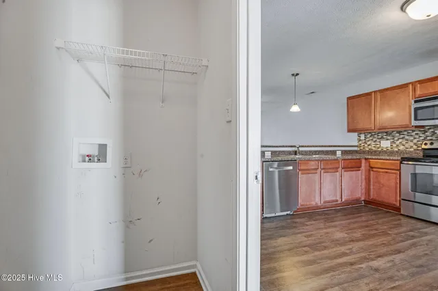 $195,000 | 317 Glen Cannon Drive, Jacksonville, NC 28546