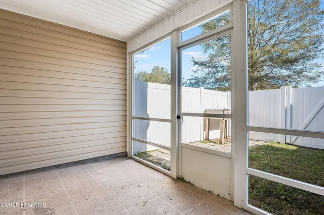 $195,000 | 317 Glen Cannon Drive, Jacksonville, NC 28546