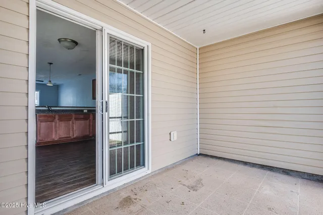 $195,000 | 317 Glen Cannon Drive, Jacksonville, NC 28546