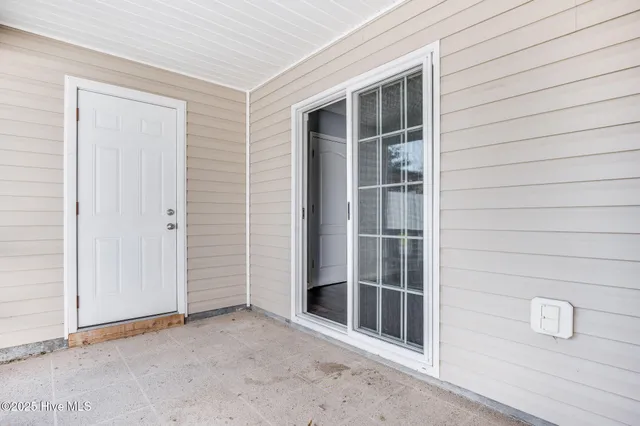 $195,000 | 317 Glen Cannon Drive, Jacksonville, NC 28546