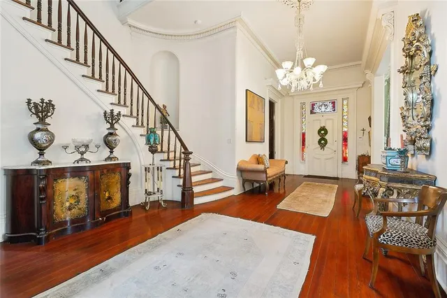$2,500,000 | 2027 Carondelet Street, New Orleans, LA 70130