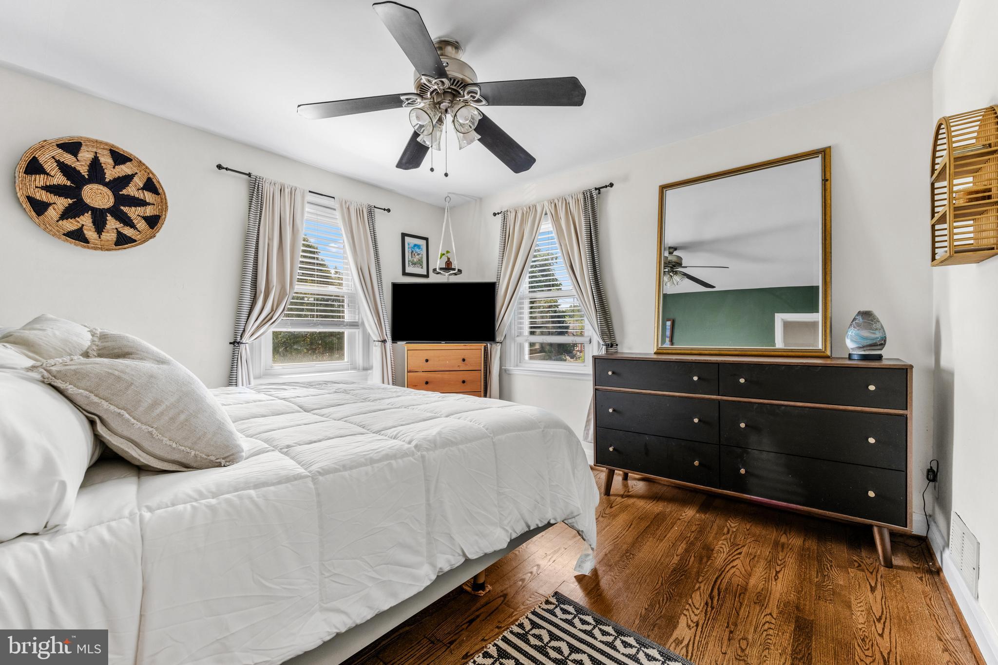 6114 Mt Ridge Road Catonsville, MD 21228 - Photo 24 of 36