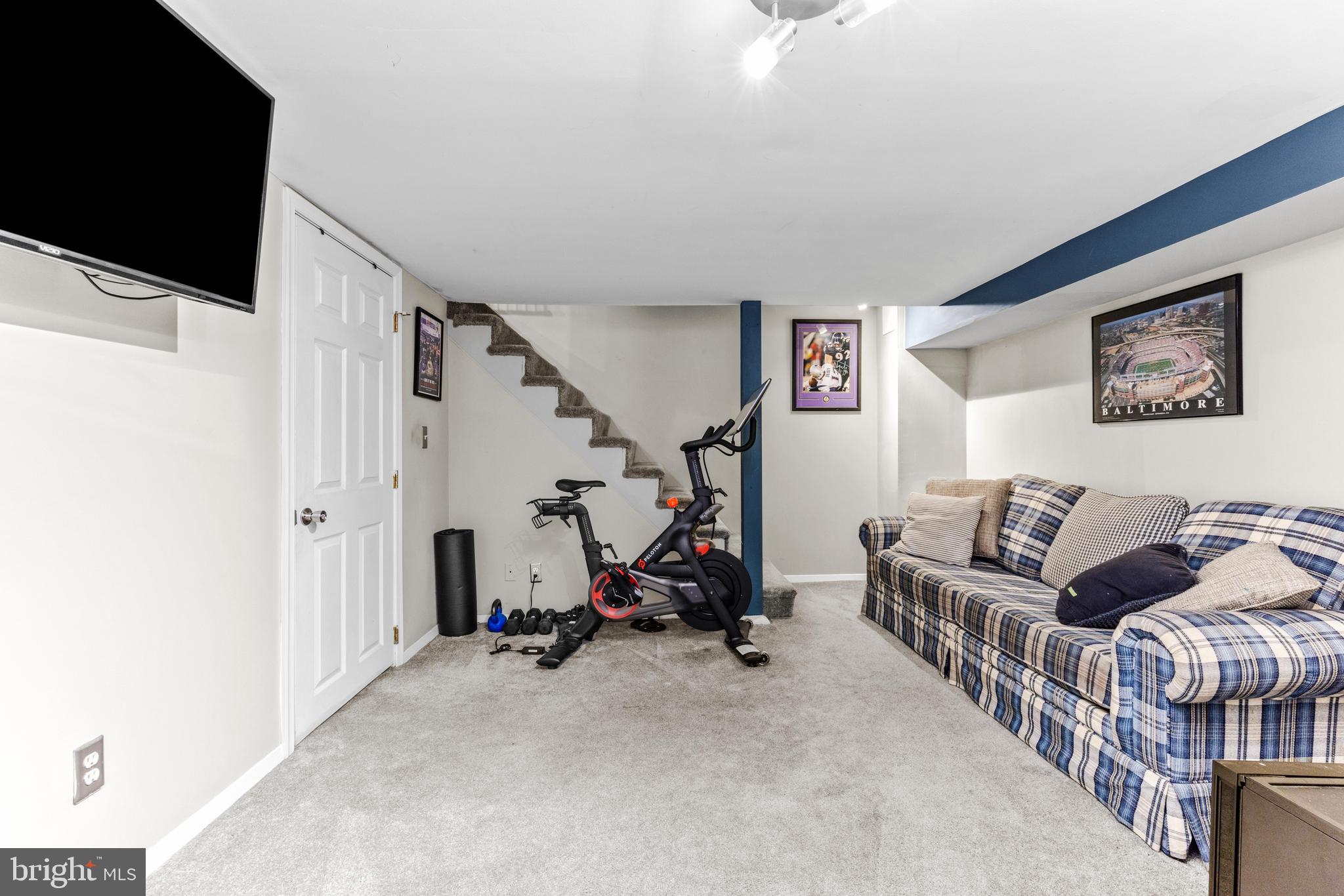 6114 Mt Ridge Road Catonsville, MD 21228 - Photo 32 of 36