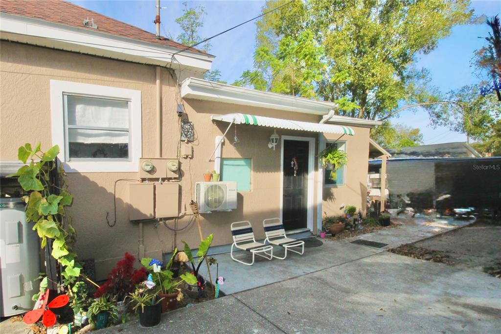 610 Dundee Road Dundee, FL 33838 - Photo 23 of 42 a front view of a house