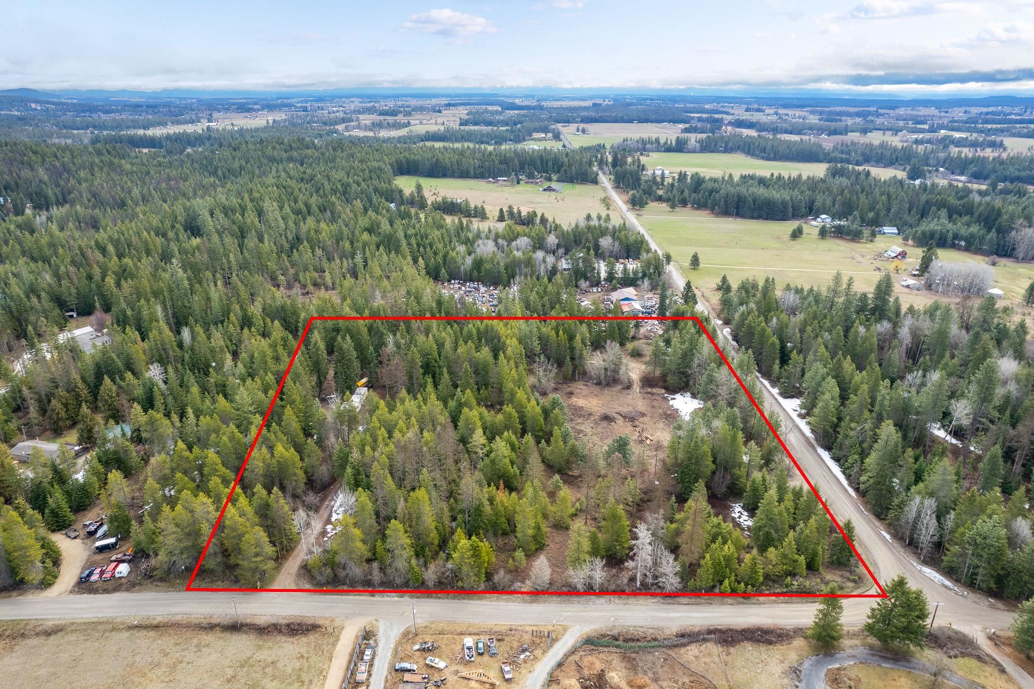 5000 Redman Road Clayton, WA 99110 - Photo 3 of 22