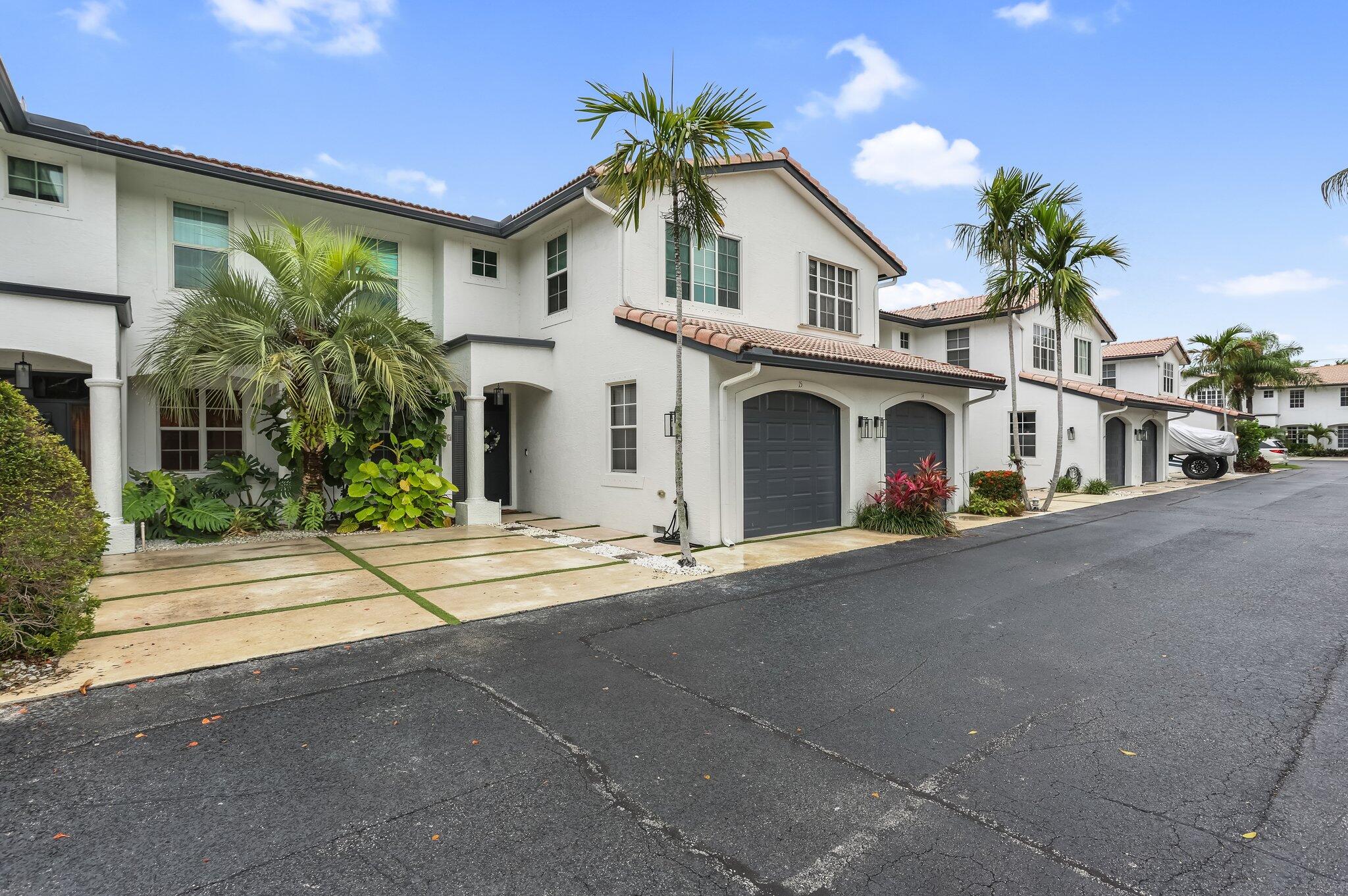 330 Southwest 8th Street, Unit 15 Boca Raton, FL 33432 - Photo 37 of 47 2-web-or-mls-0E2A9283