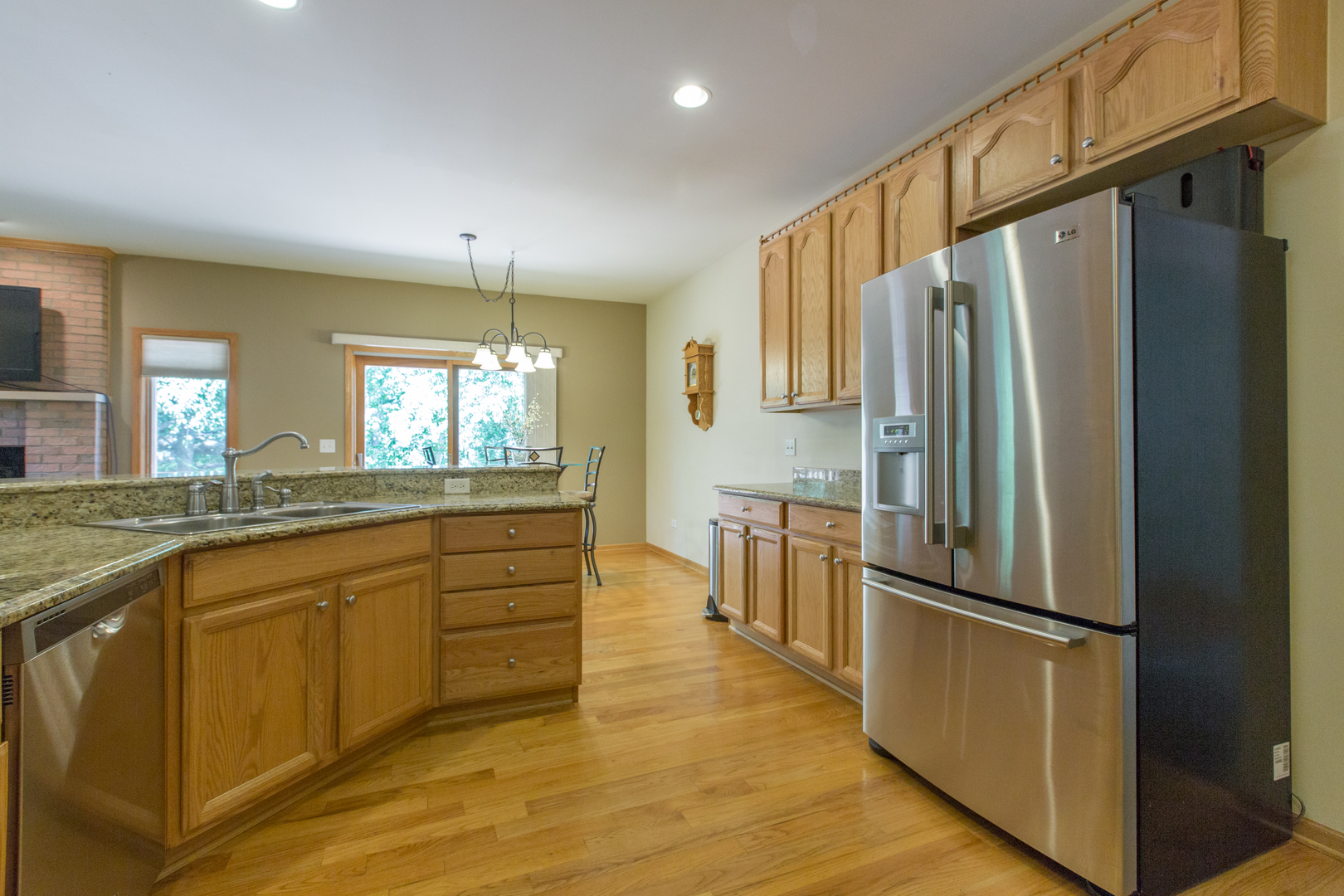 2608 Rolling Oaks Road Spring Grove, IL 60081 - Photo 7 of 38