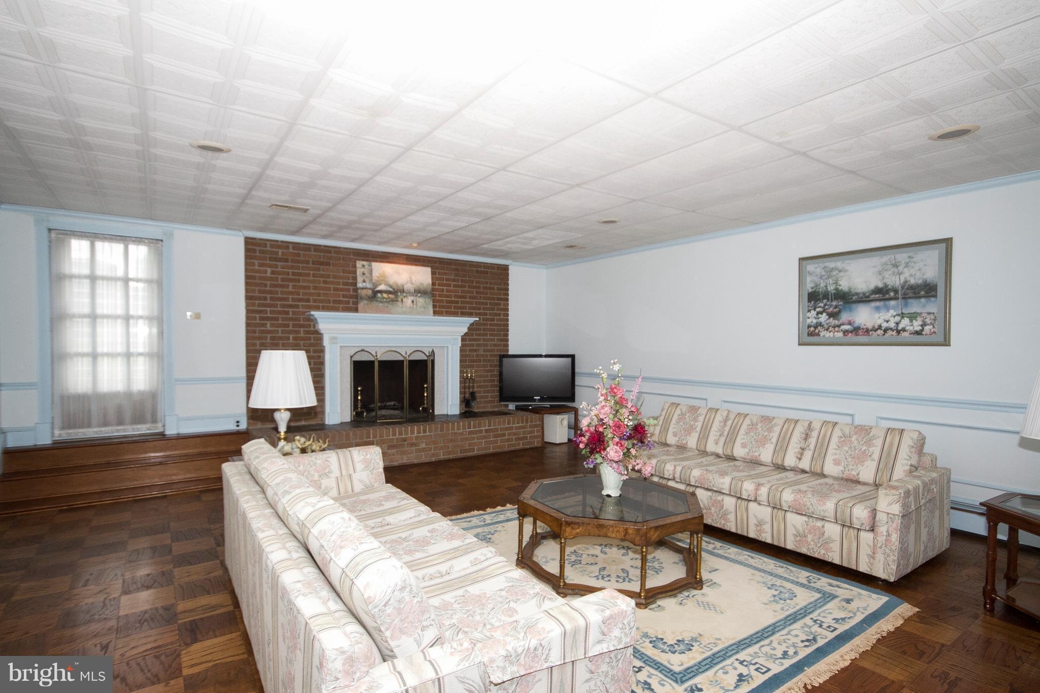 4708 Silver Spring Road Perry Hall, MD 21128 - Photo 12 of 30 Family Room