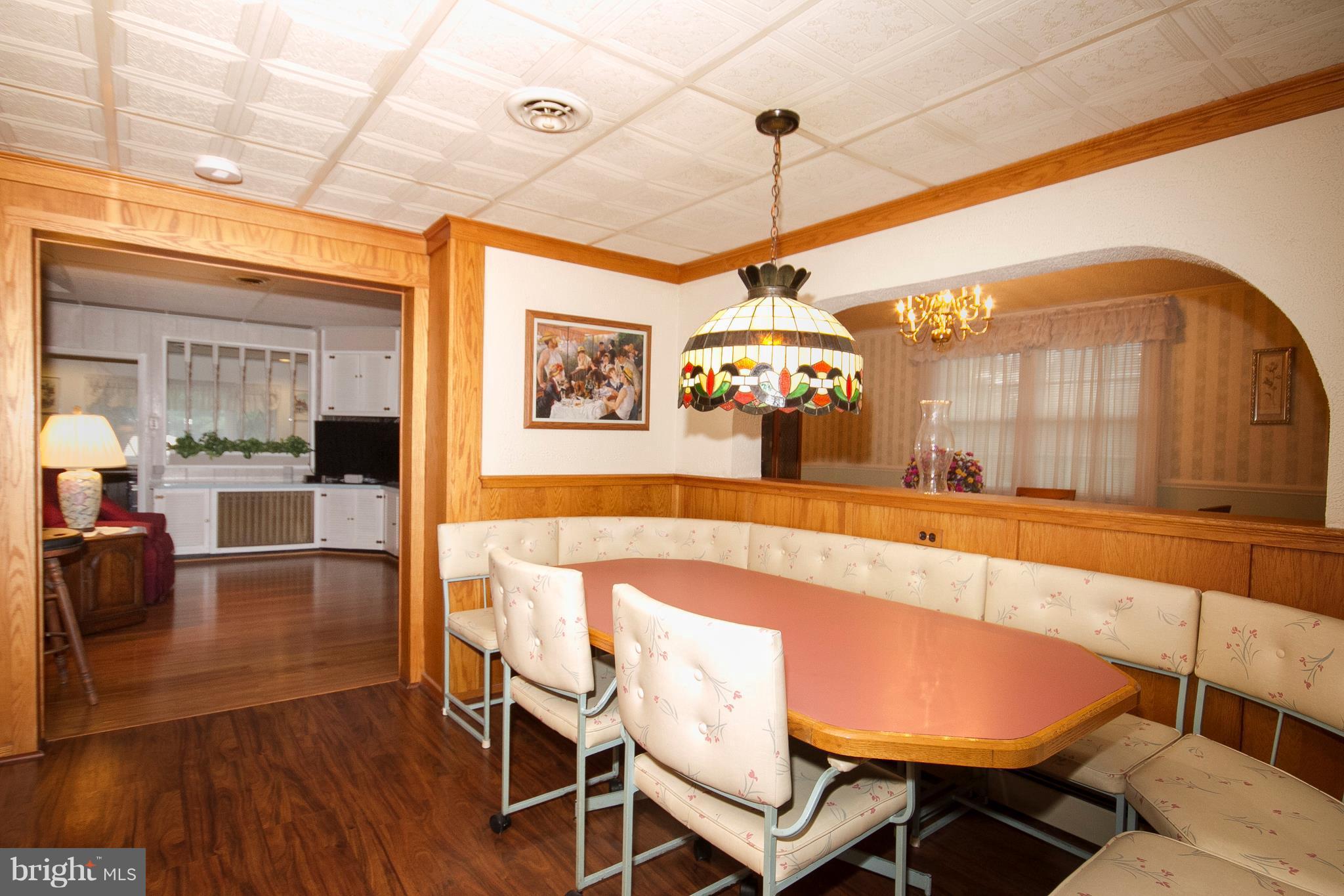 4708 Silver Spring Road Perry Hall, MD 21128 - Photo 15 of 30 eating area!!