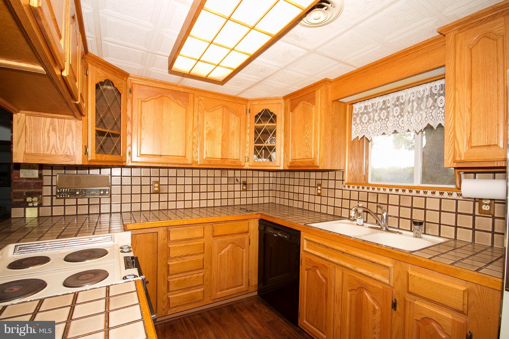 4708 Silver Spring Road Perry Hall, MD 21128 - Photo 16 of 30 Kitchen