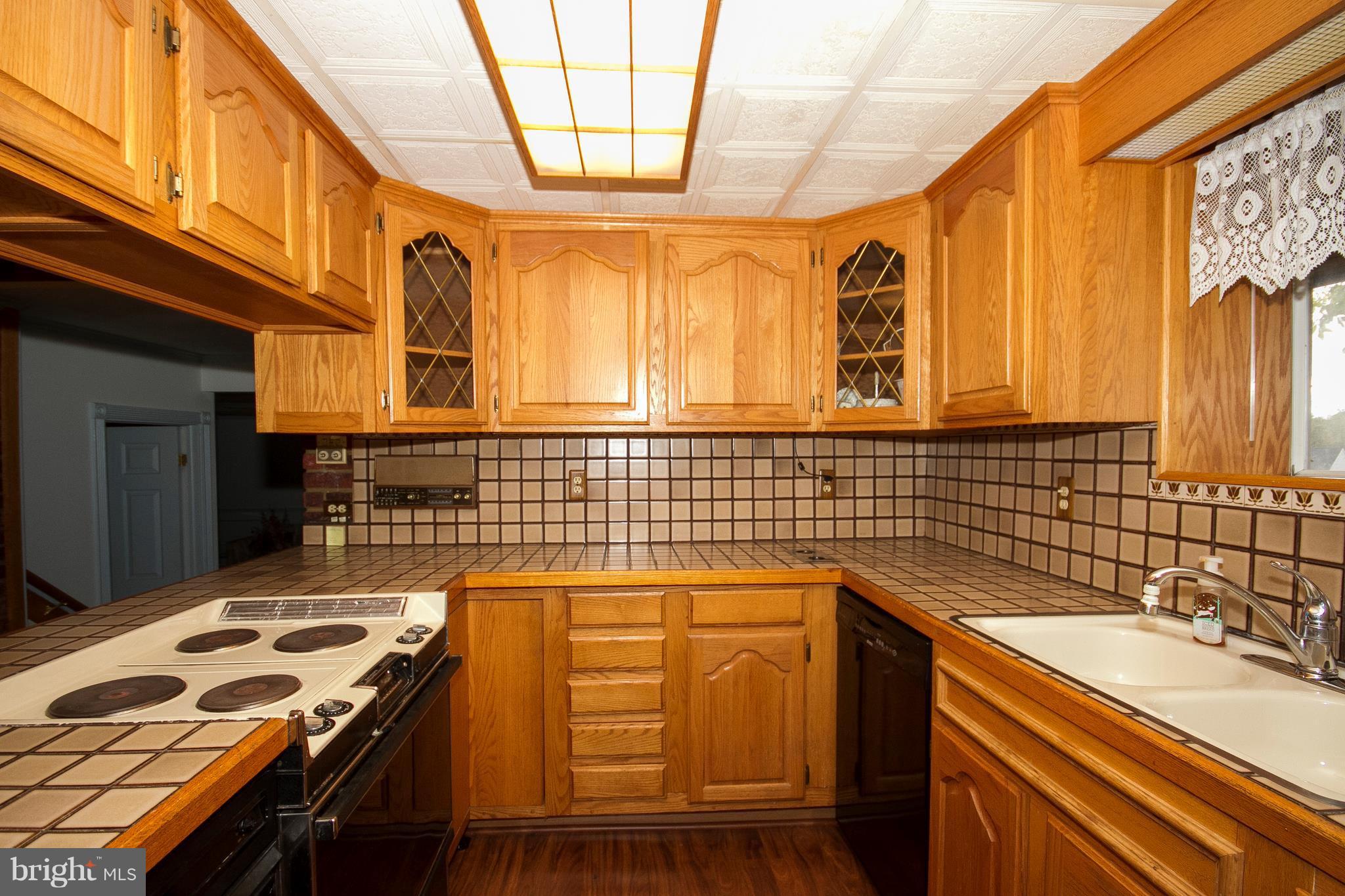 4708 Silver Spring Road Perry Hall, MD 21128 - Photo 18 of 30 Kitchen