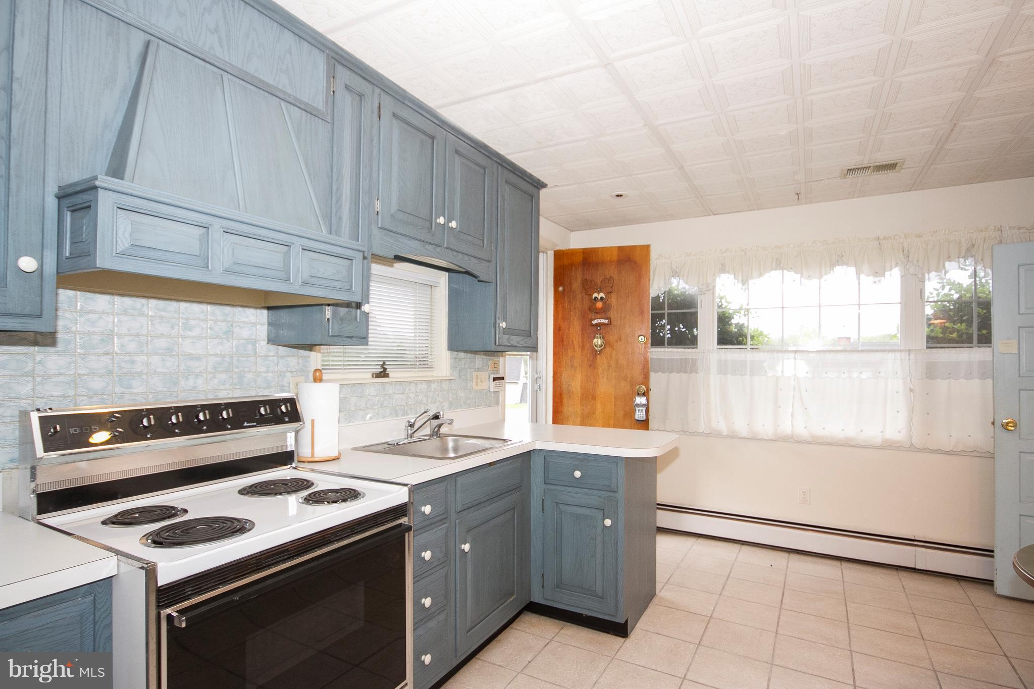 4708 Silver Spring Road Perry Hall, MD 21128 - Photo 9 of 30 in-law kitchen